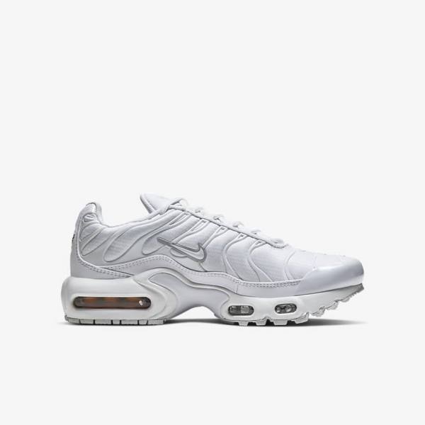 Nike Air Max Plus Older Dječje Tenisice Bijele Metalne Srebrne Bijele | NK092LDV