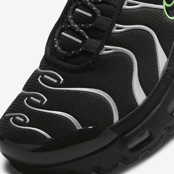 Nike Air Max Plus Older Dječje Tenisice Crne Zelene Metalne Srebrne Crne | NK345CLI