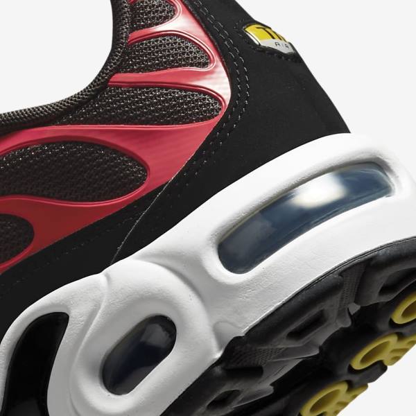 Nike Air Max Plus Older Dječje Tenisice Sive Crvene Bijele Crne | NK527XMN