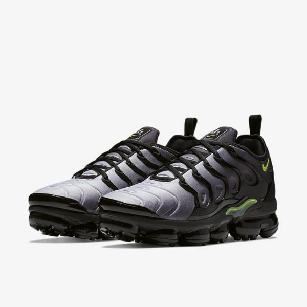 Nike Air VaporMax Plus Muške Tenisice Crne Bijele | NK374SEF