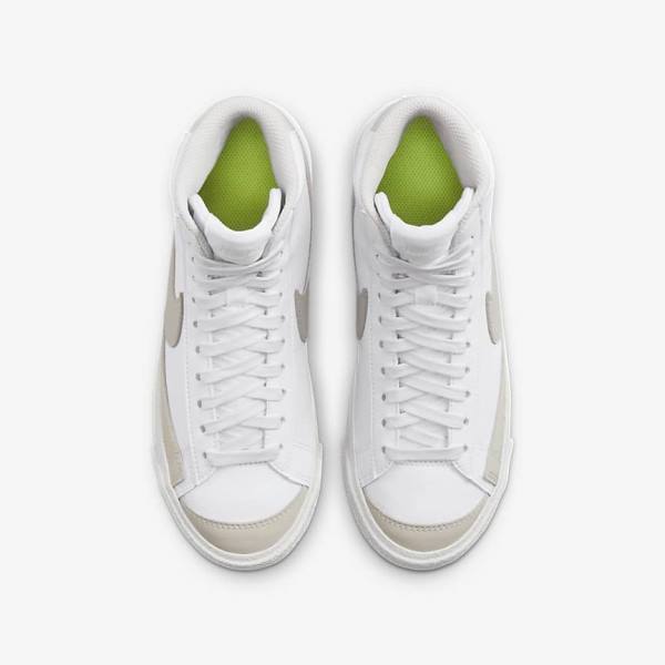 Nike Blazer Mid 77 SE Older Dječje Tenisice Bijele Svijetlo Bež | NK789VAR