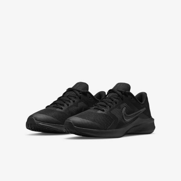 Nike Downshifter 11 Older Road Dječje Tenisice Crne Tamno Sive | NK618SGH