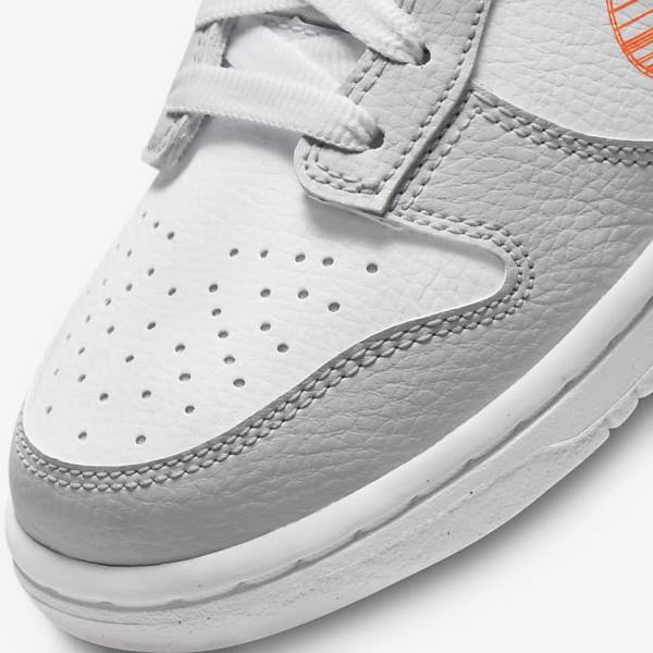 Nike Dunk Low SE Older Dječje Tenisice Bijele Platine Narančaste | NK032JSL