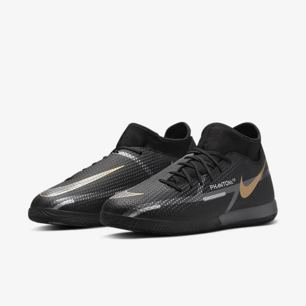 Nike Phantom GT2 Academy Dynamic Fit IC Indoor Court Ženske Tenisice Za Nogomet Crne Metalne Zlatne Tamno Sive Metalne Tamno Sive | NK318URP