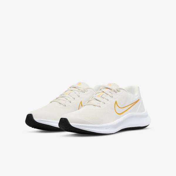 Nike Star Runner 3 Older Road Dječje Tenisice Za Trčanje Bijele Zlatne Visebojne | NK649HYC