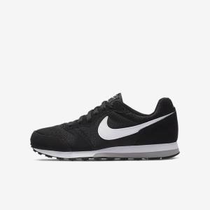 Nike MD Runner 2 Older Dječje Tenisice Crne Sive Bijele | NK096FGM